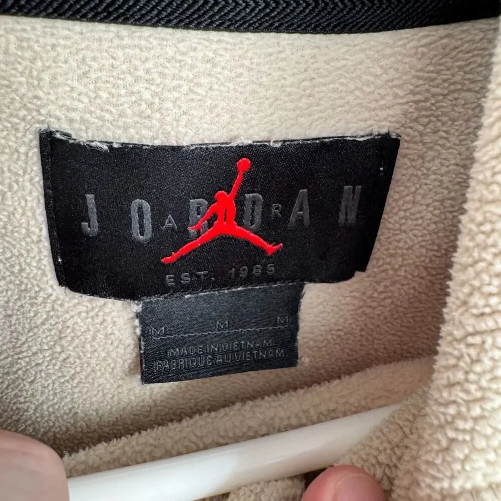 Nike Jordan Essential Winter Fleece Jacket Men's Size Medium Beige/Tan